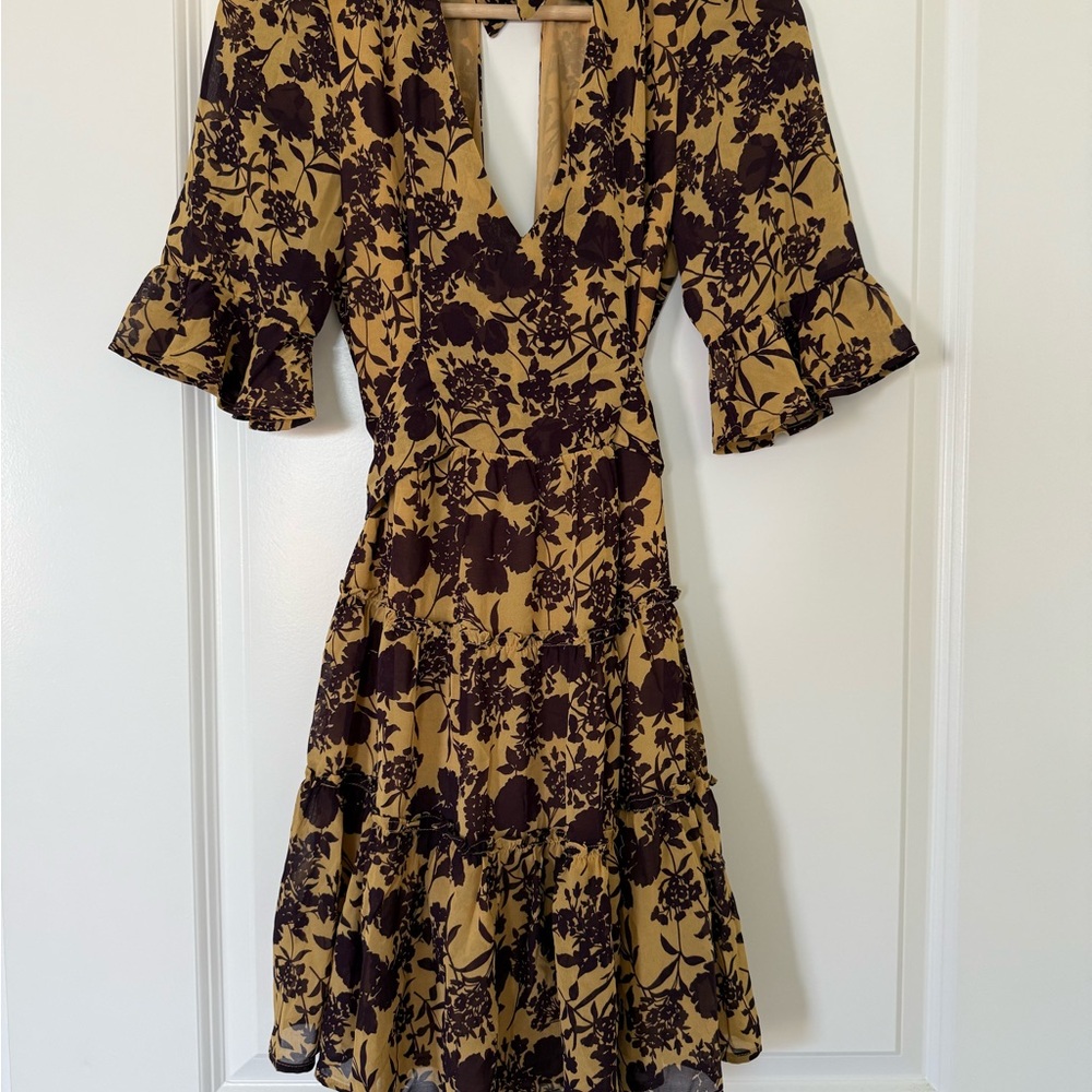Storia Black and Tan Floral Long Sleeve Dress